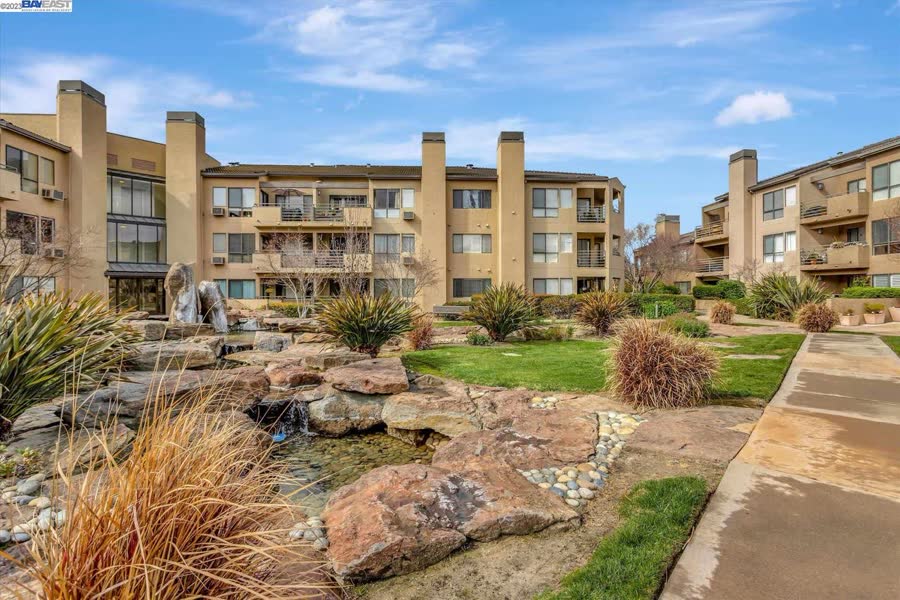 39206 Guardino Drive, Unit 209 — Sold by Nin Tang